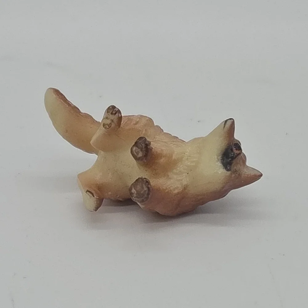 Vintage Lot Miniature Raccoon Hard Plastic Figurines Animal Momma Baby Hong Kong
